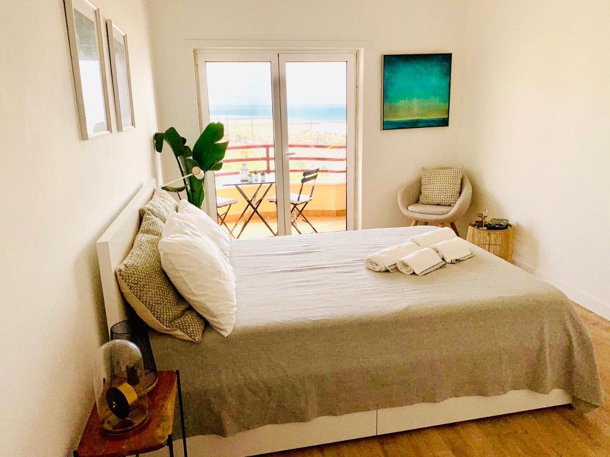 Costa Caparica Surf Apartment Коста да Капарика Екстериор снимка